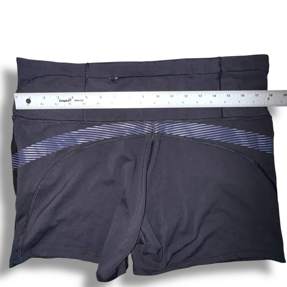 ATHLETA Alyson Felix Legend Shortie - Black 2X - Picture 4 of 11